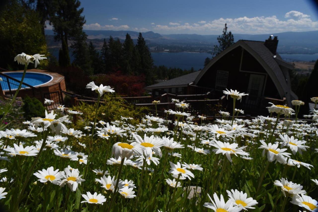 Les Chambres Roses West Kelowna Exterior foto